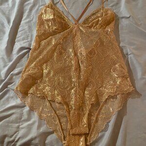 Victoria’s Secret  Bodysuit & Valerie Stephens  Nightgown (Size M)